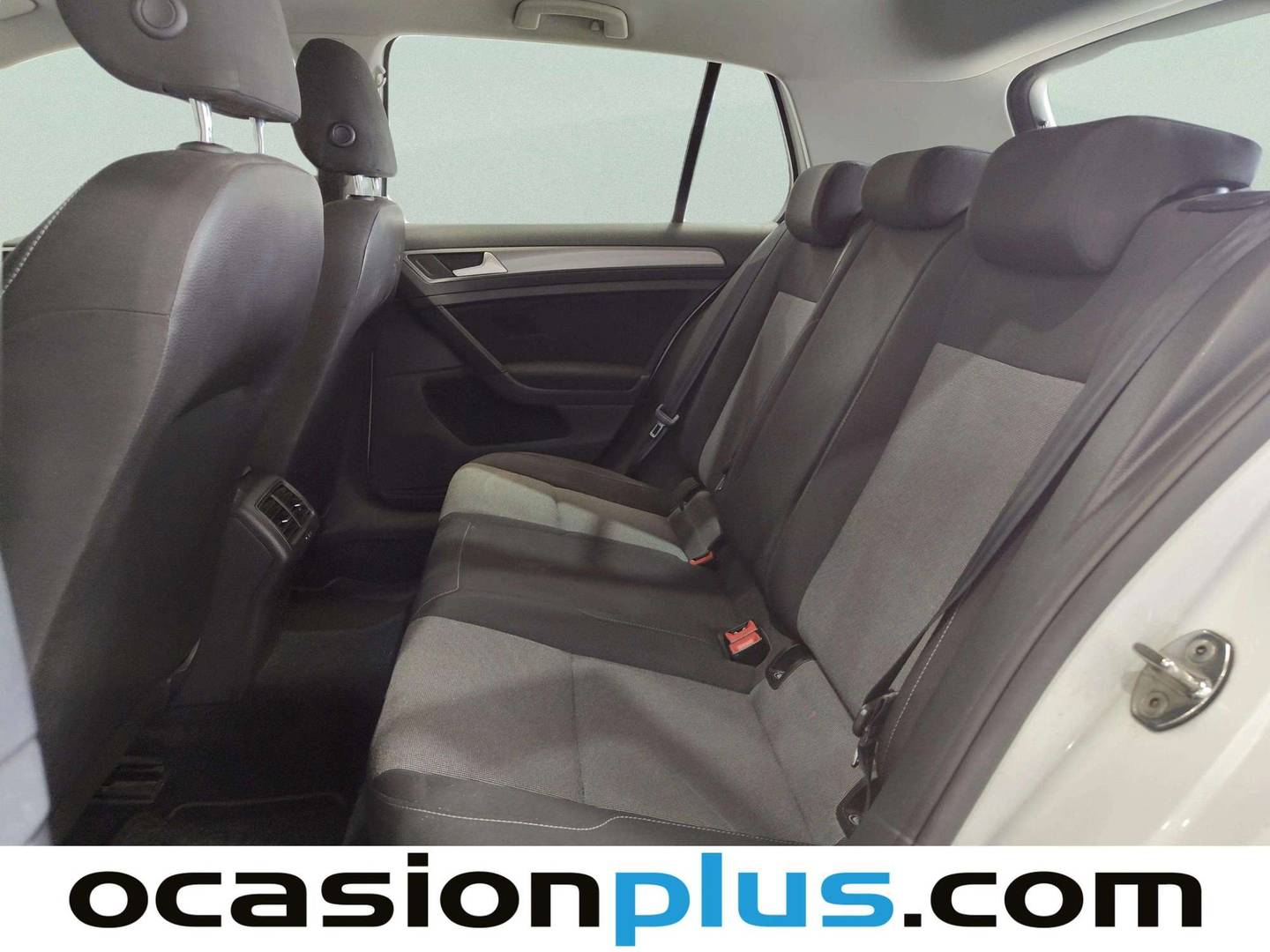 Foto asientos traseros Volkswagen Golf Volkswagen Golf Special Edition 1.2 TSI BMT (110 CV)