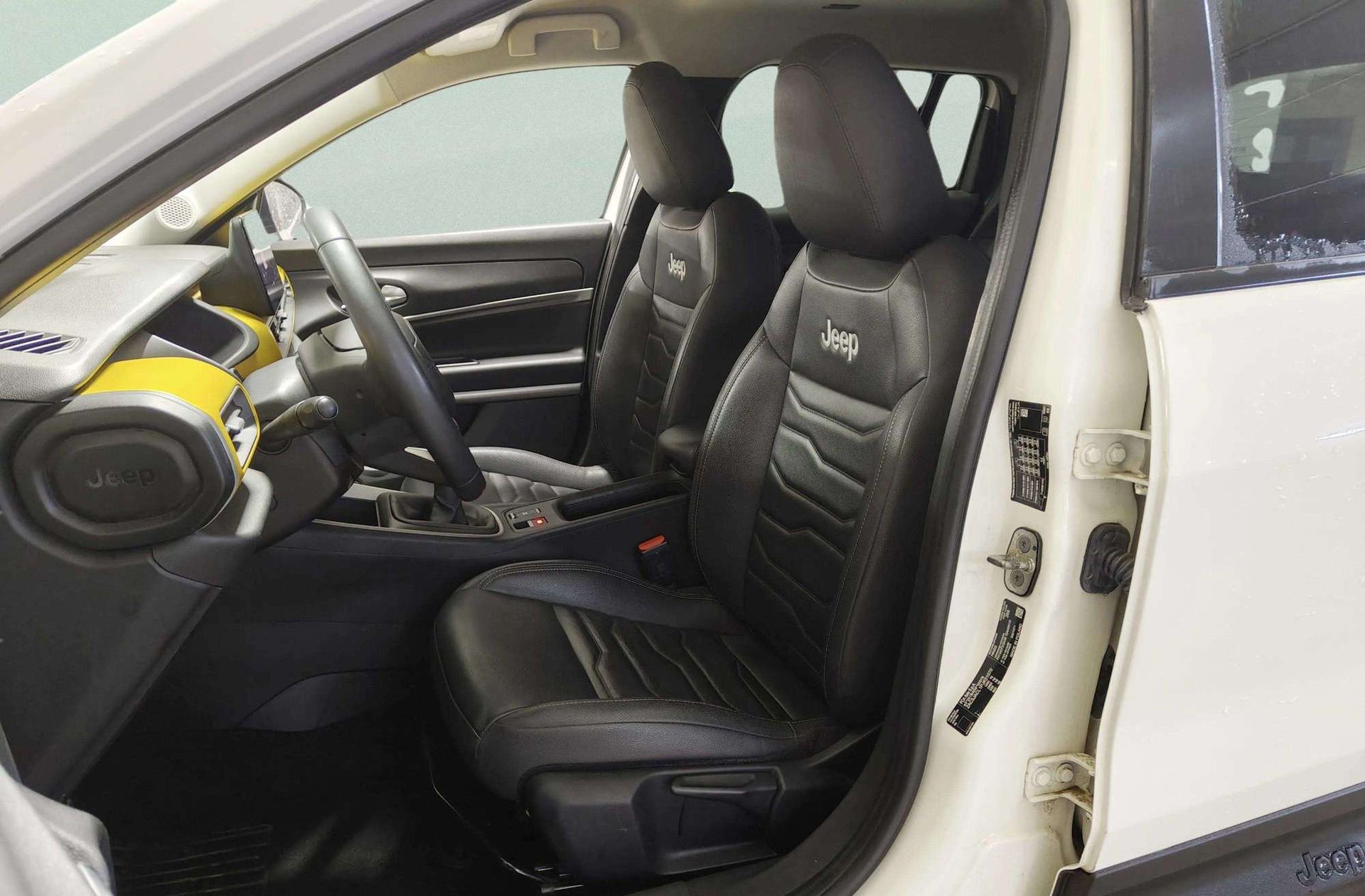 Jeep Avenger 1.2 G Summit - foto 12
