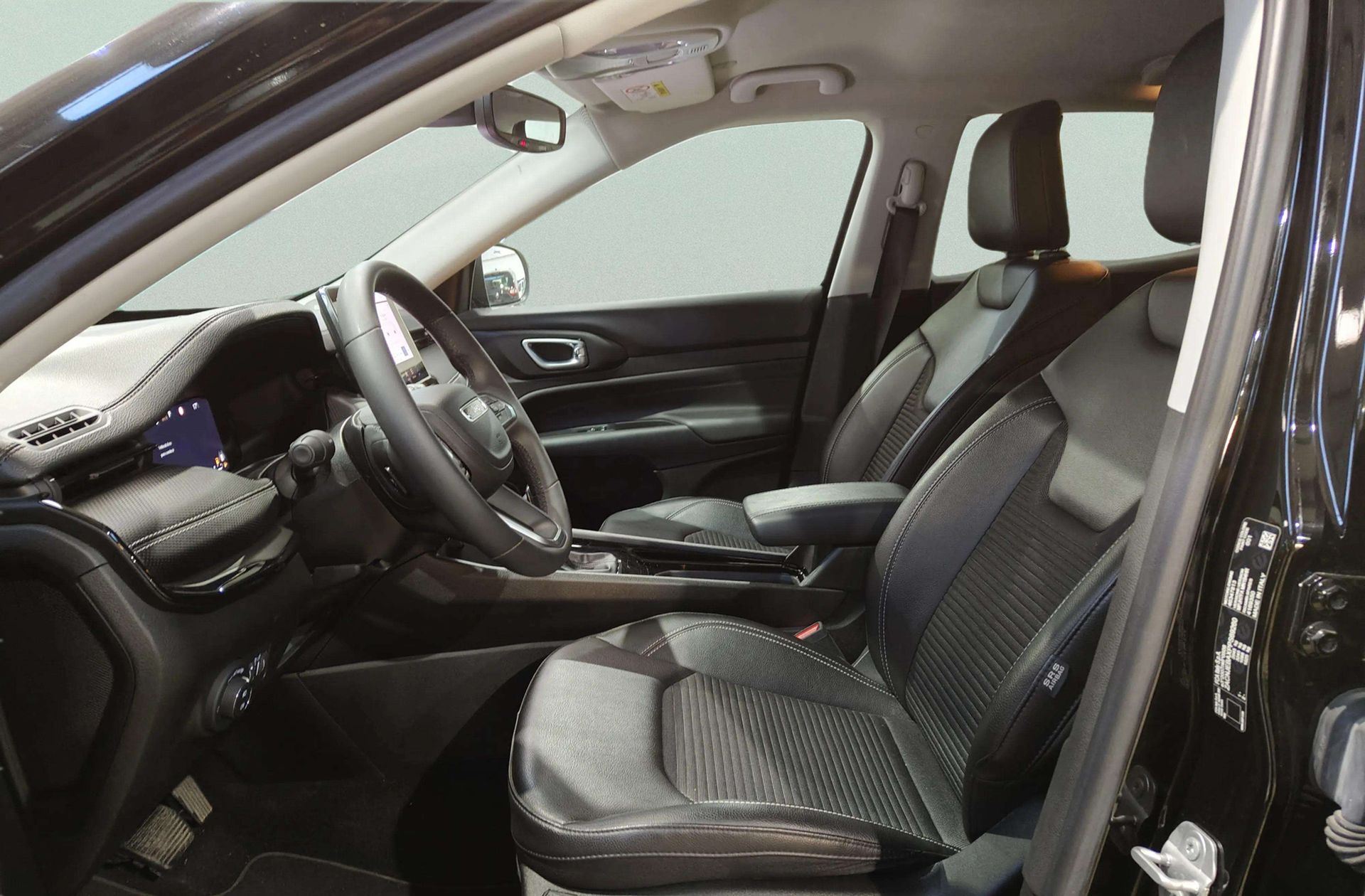 Jeep Compass 1.5 MHEV Night Eagle DCT - foto 10