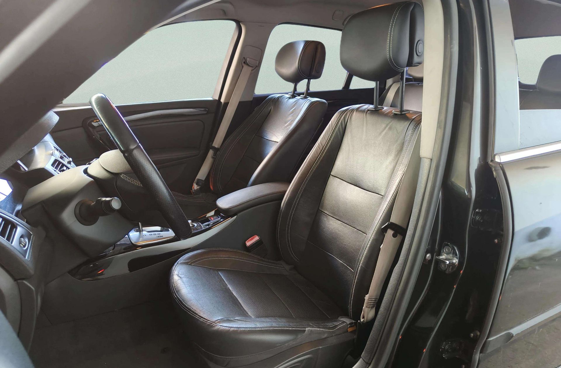 Renault Laguna Grand Tour dCi 175 Bose Edition - foto 11