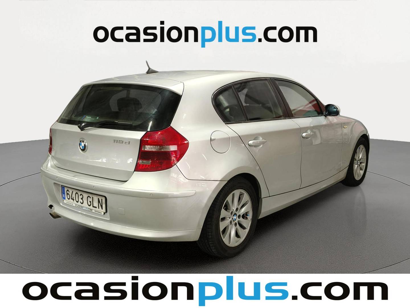 Foto trasera BMW Serie 1 BMW Serie 1 118d  (143 CV) derecha