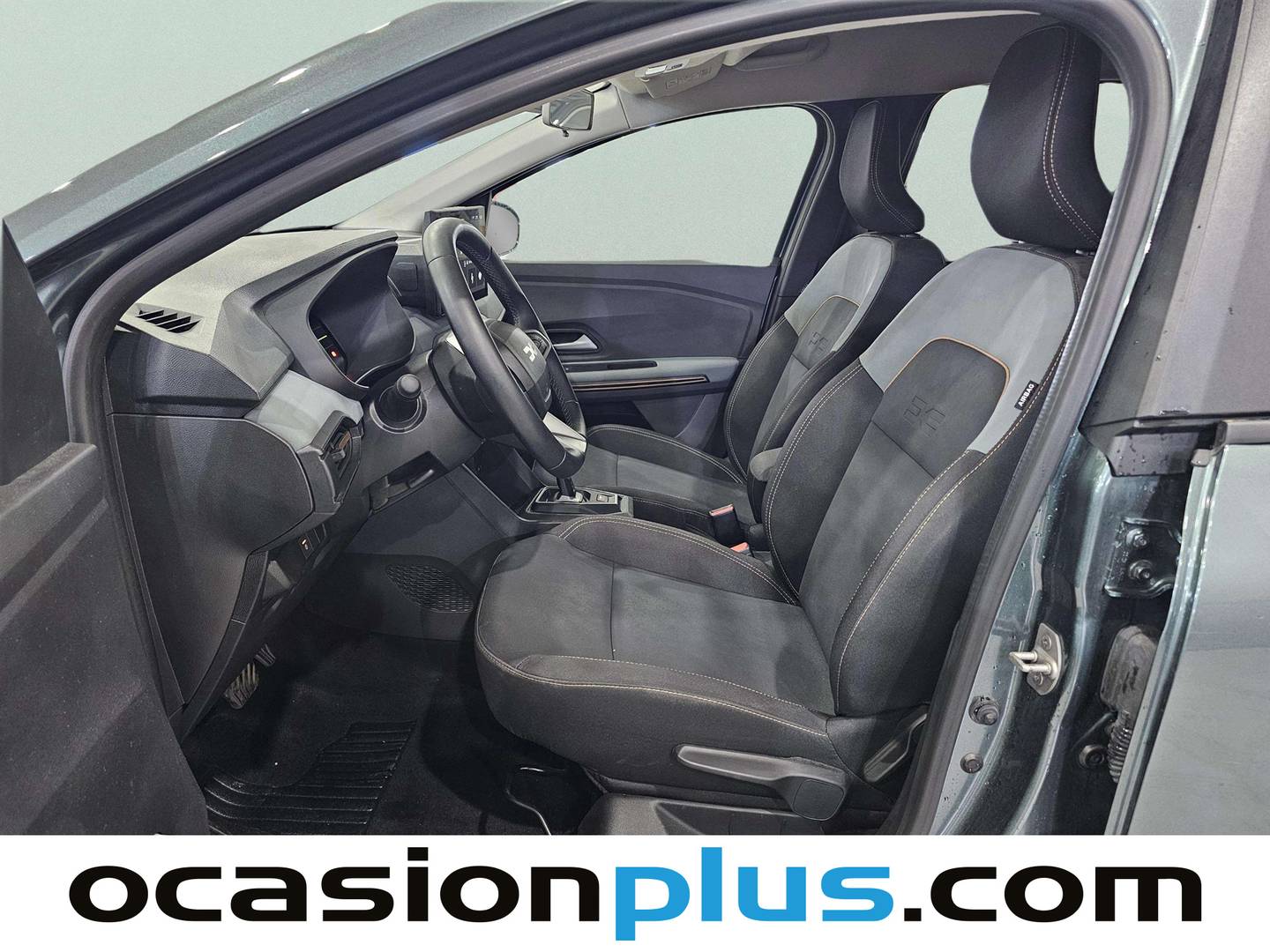 Foto asientos delanteros Dacia Jogger Dacia Jogger Extreme Hybrid (155 CV) 7 plazas