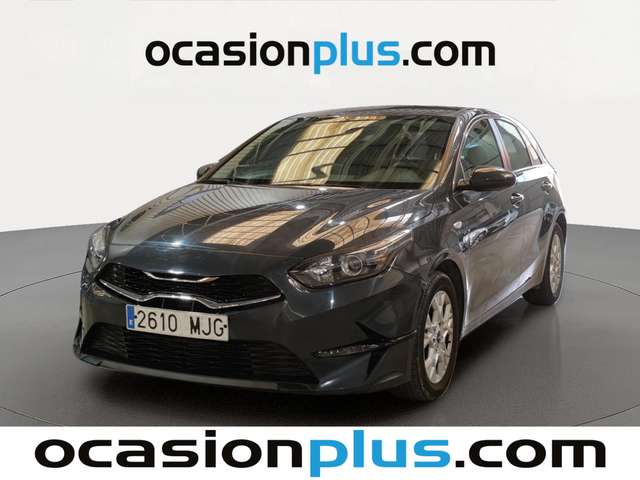 KIA Ceed 1.6 MHEV iMT Drive (136 CV) de segunda mano