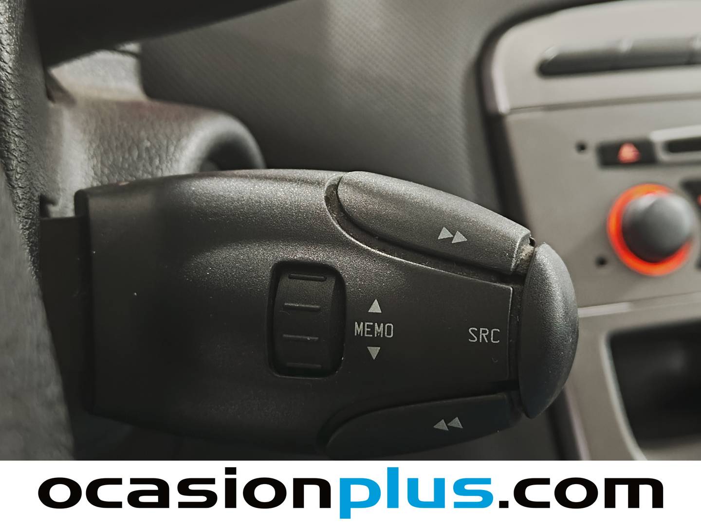 Equipamiento del Peugeot 308 Peugeot 308 1.6 HDI Confort (90 CV)
