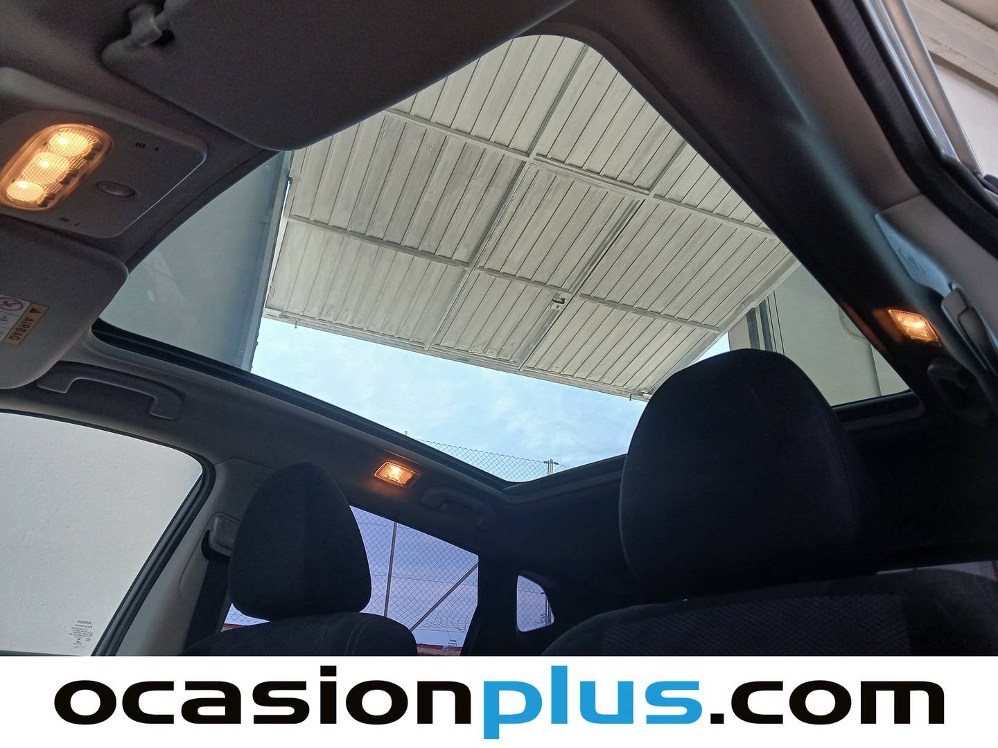 Extras y acabados del Nissan QASHQAI Nissan Qashqai 1.5 dCi N-Connecta 4x2 (110 CV)