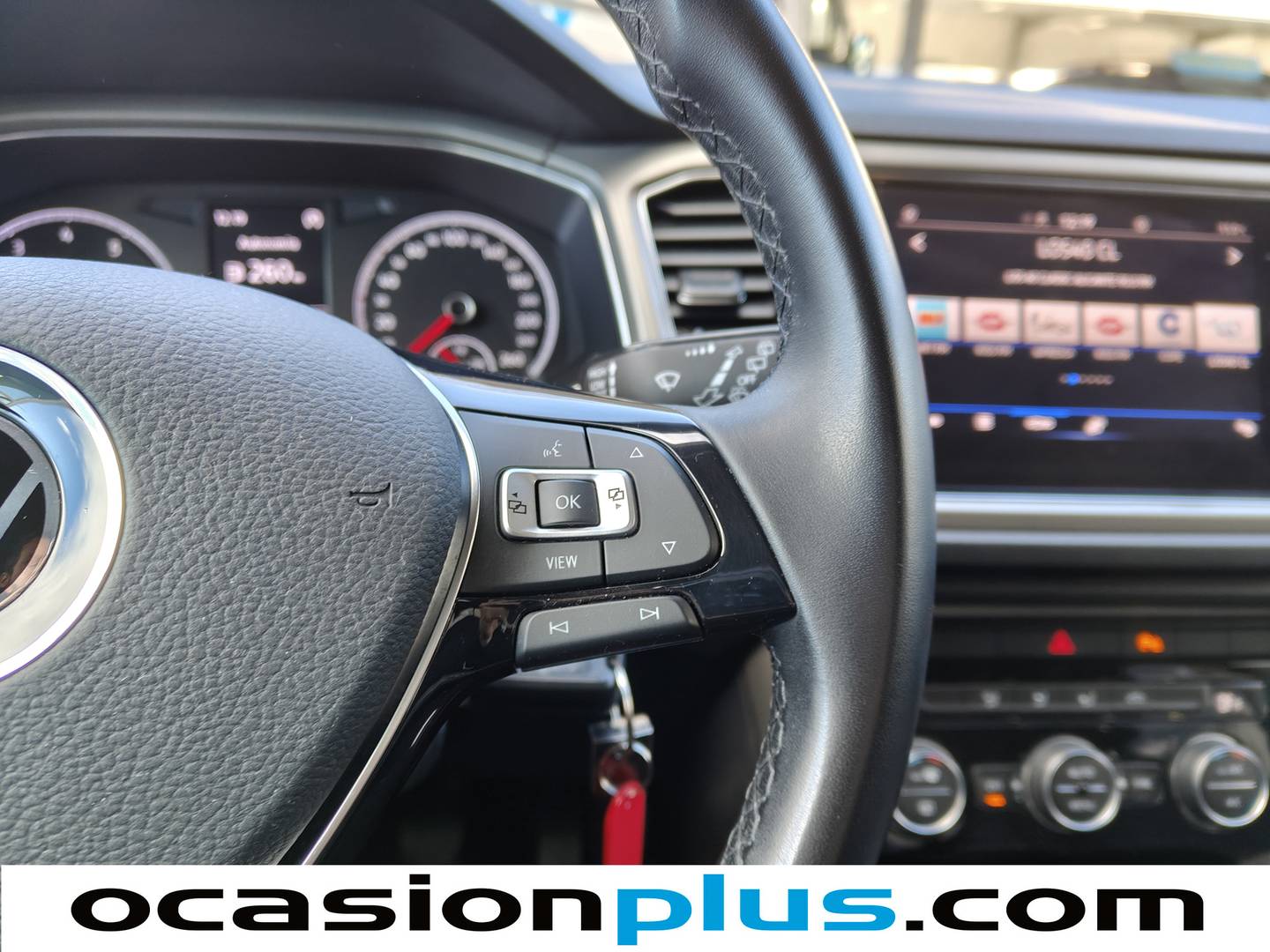 Foto Volkswagen T-Roc Volkswagen T-Roc Advance 1.0 TSI (110 CV)