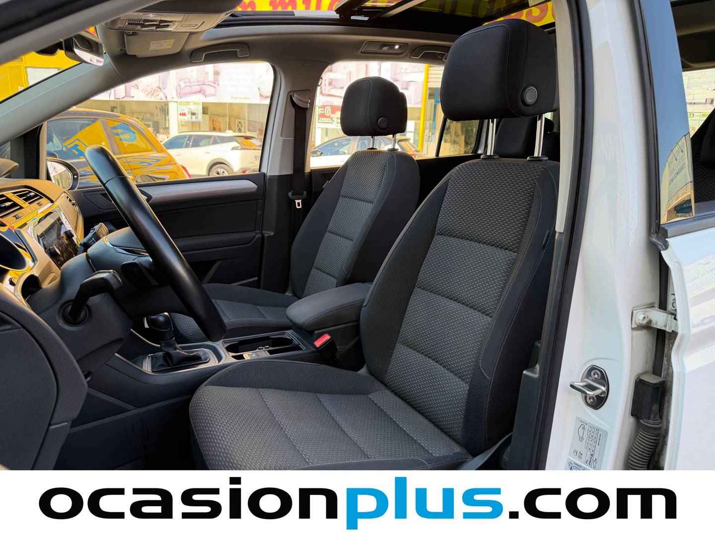 Foto asientos delanteros Volkswagen Touran Volkswagen Touran Advance 1.5 TSI (150 CV) DSG 7 Plazas