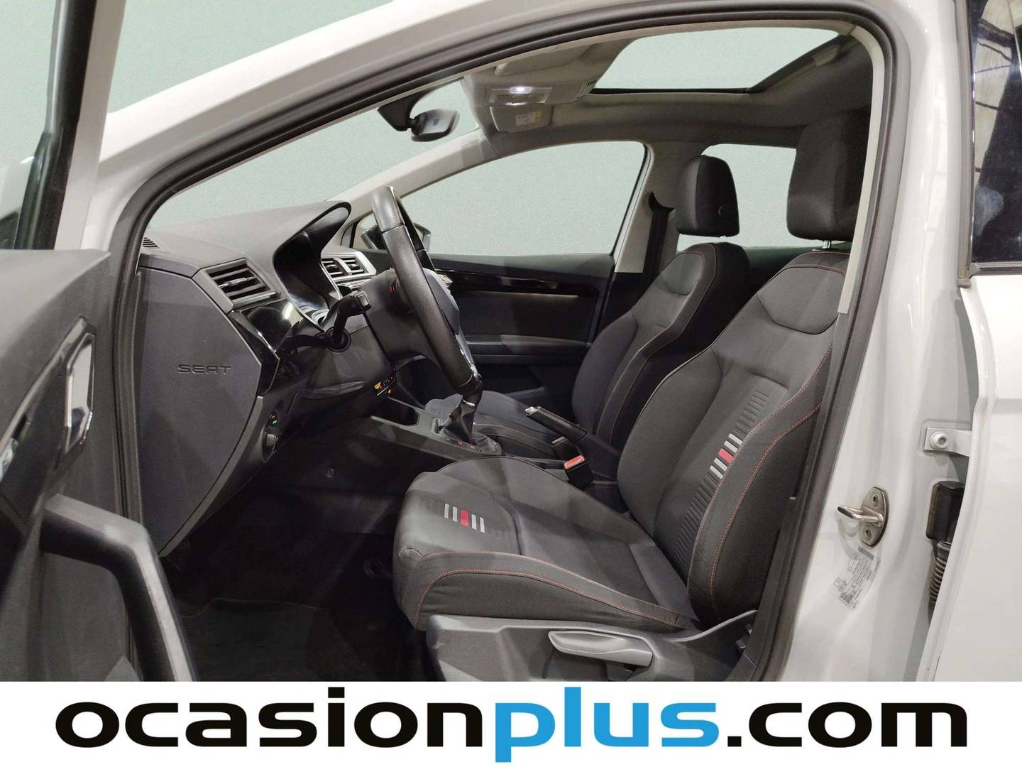 Foto asientos delanteros Seat Ibiza Seat Ibiza 1.6 TDI CR S&S FR (115 CV)
