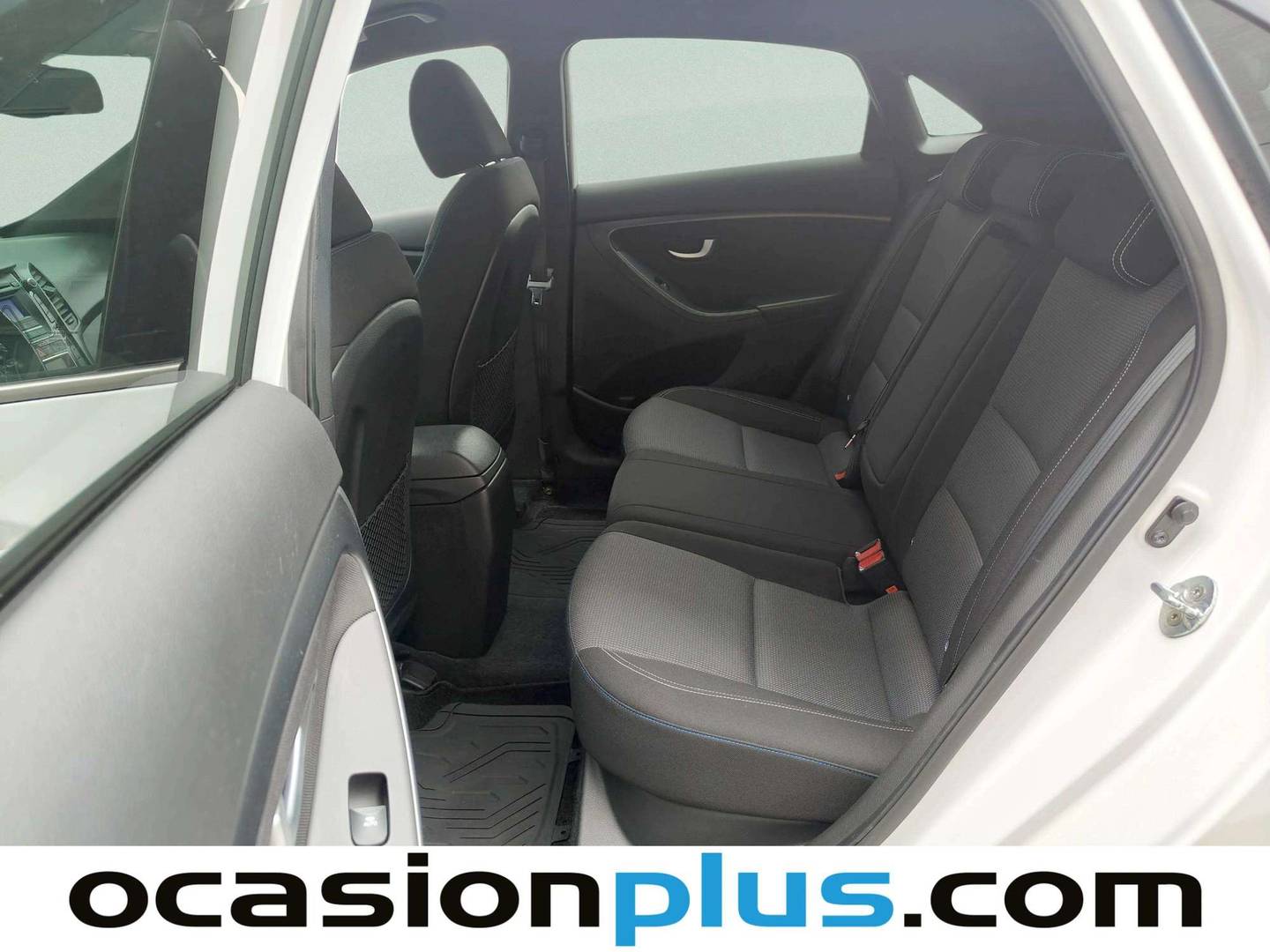 Foto asientos traseros Hyundai i30 Hyundai i30 1.4 MPI BlueDrive Go! (100 CV)