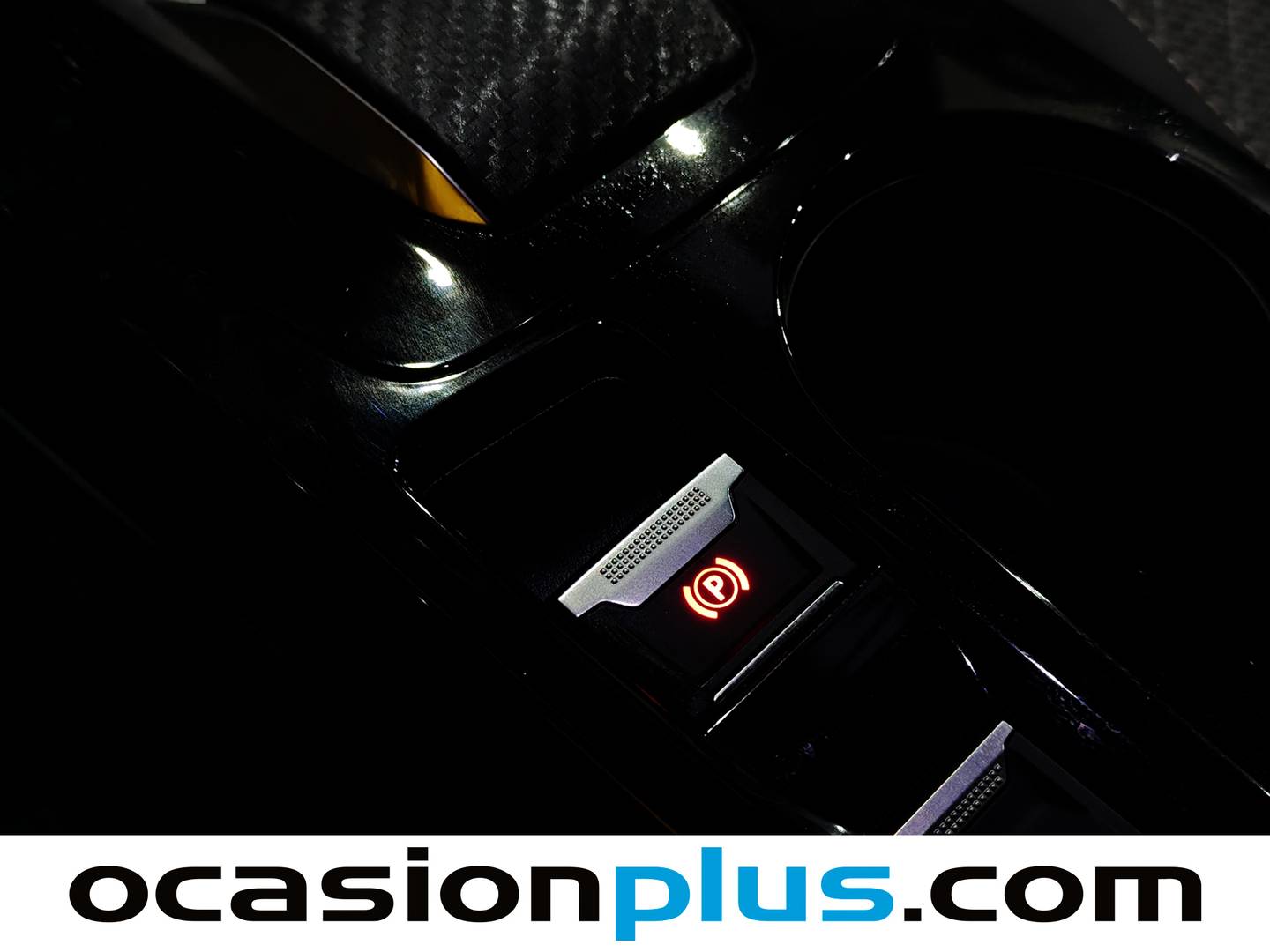 Foto Peugeot 2008 Peugeot 2008 Allure Hybrid eDCS6 (145 CV)