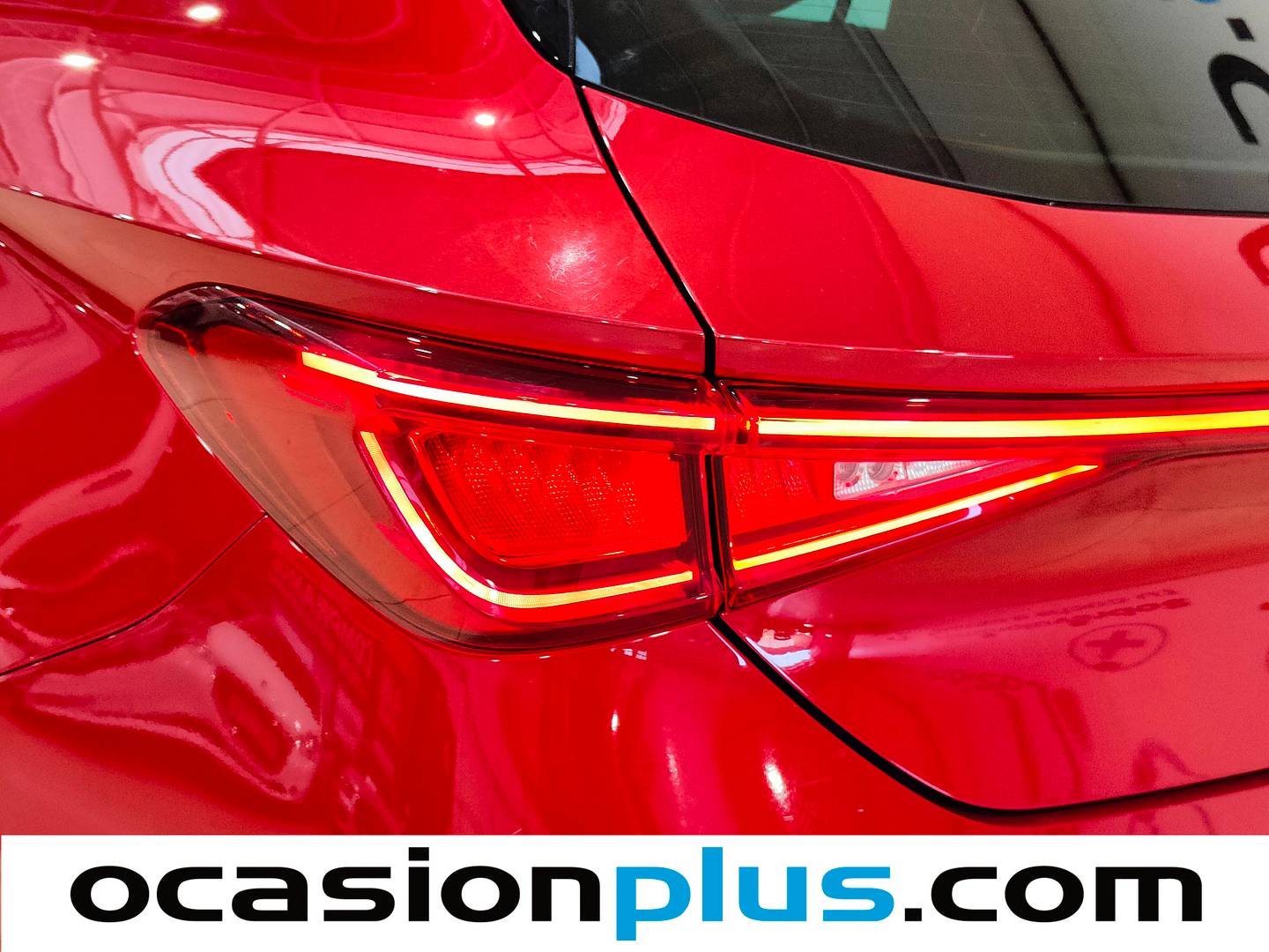 Paquetes del Seat León Seat León 1.0 eTSI S&S FR XL DSG (110 CV)