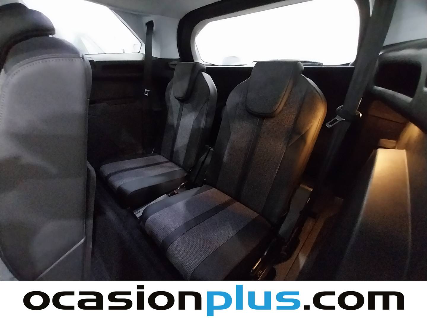 Foto asientos delanteros Peugeot 5008 Peugeot 5008 BlueHDi 130 S&S Allure  (130 CV) 7 Plazas