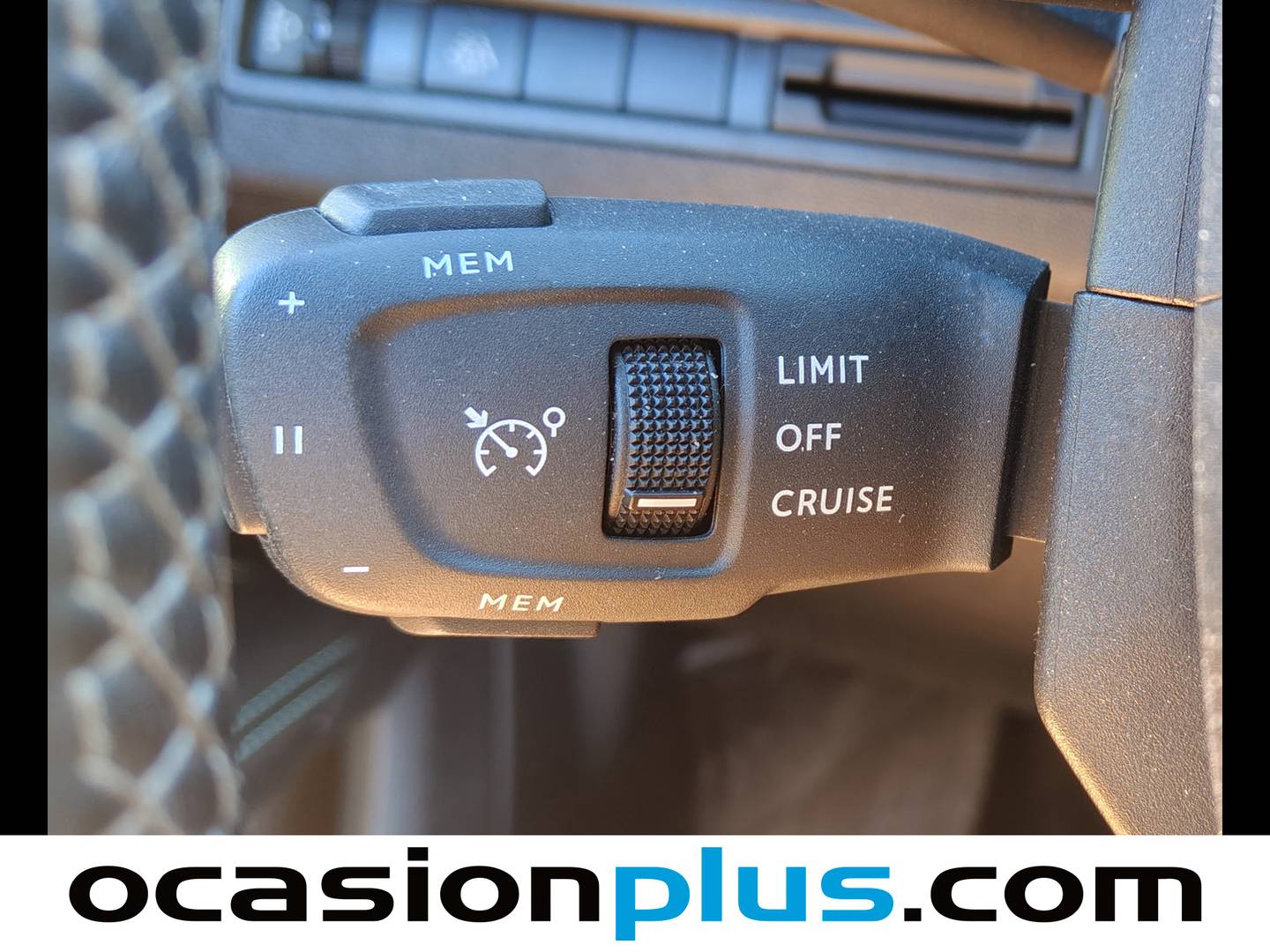 Foto Peugeot 3008 Peugeot 3008 PureTech 130 S&S Allure Pack EAT8 (130 CV)