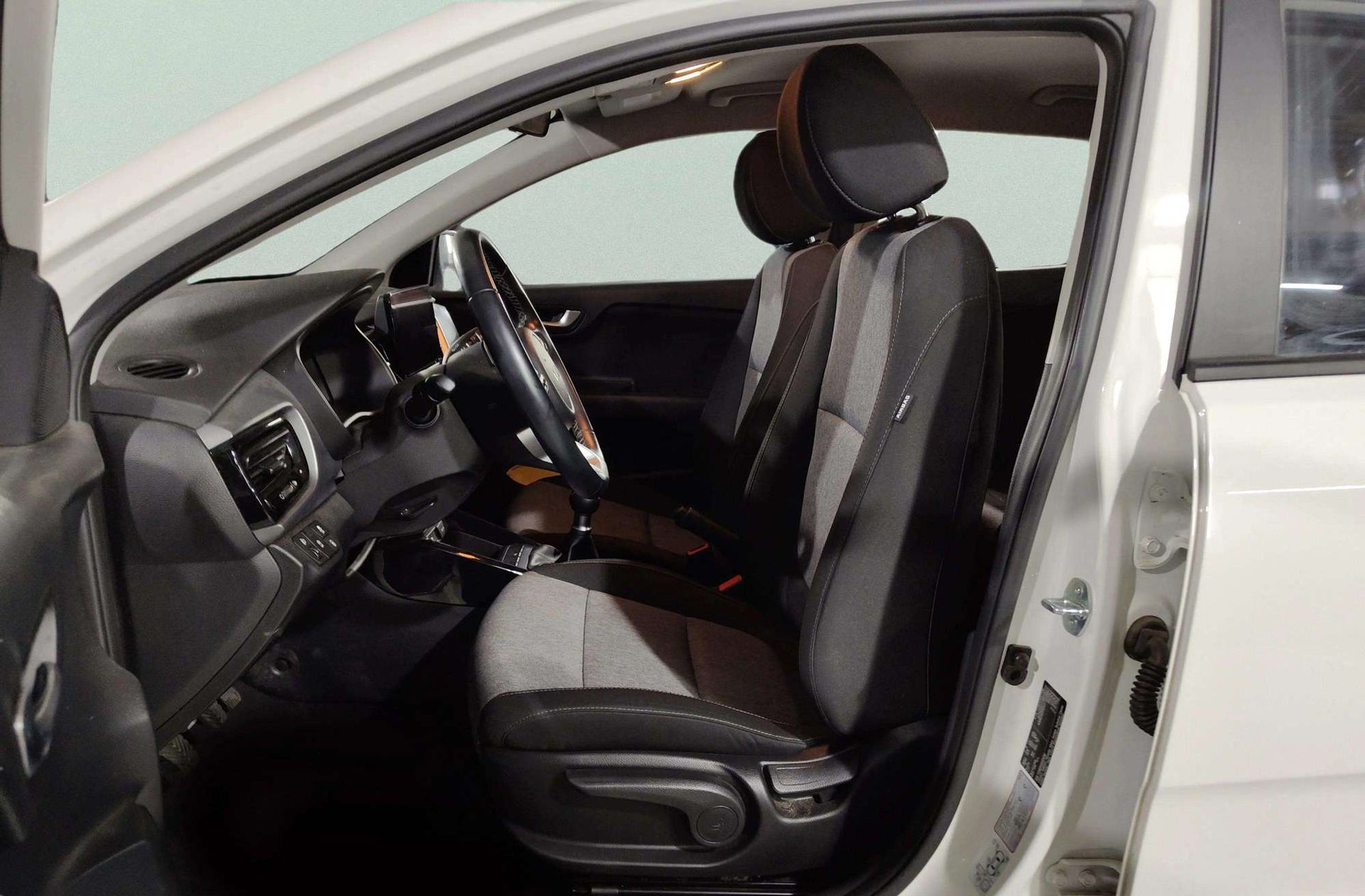 Kia Stonic 1.2 DPi Drive - foto 11