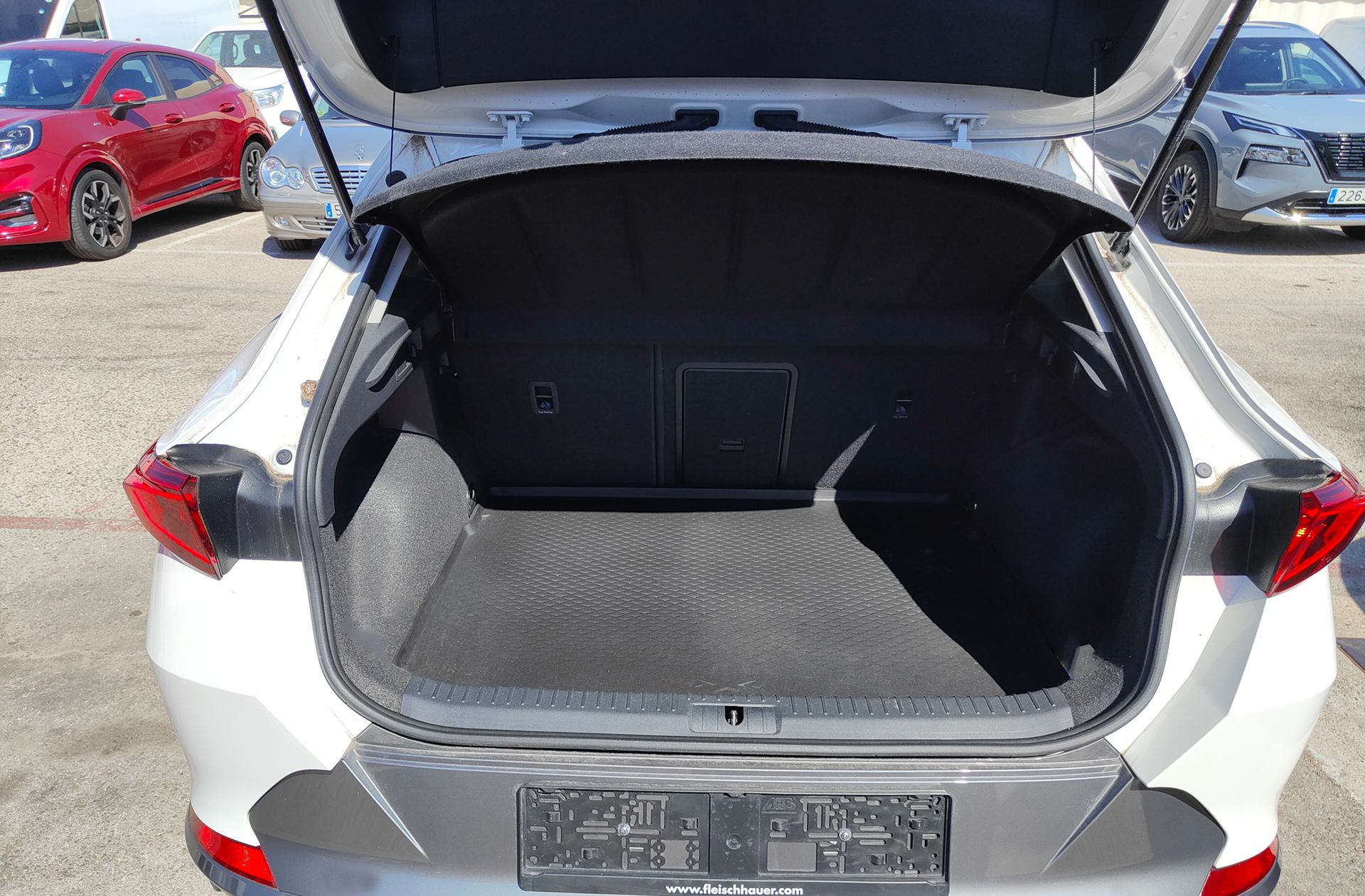 Cupra Formentor 1.4 e-Hybrid DSG - foto 14