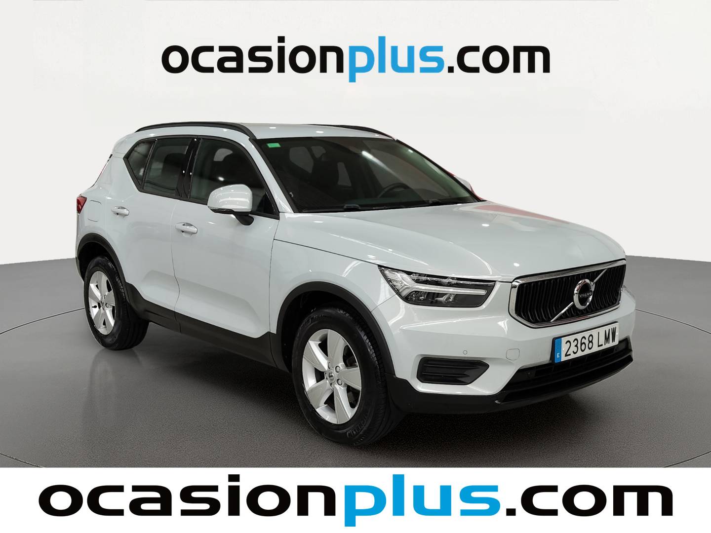 Foto delantera Volvo XC40 Volvo XC40 T2 Momentum Core (129 CV) derecha