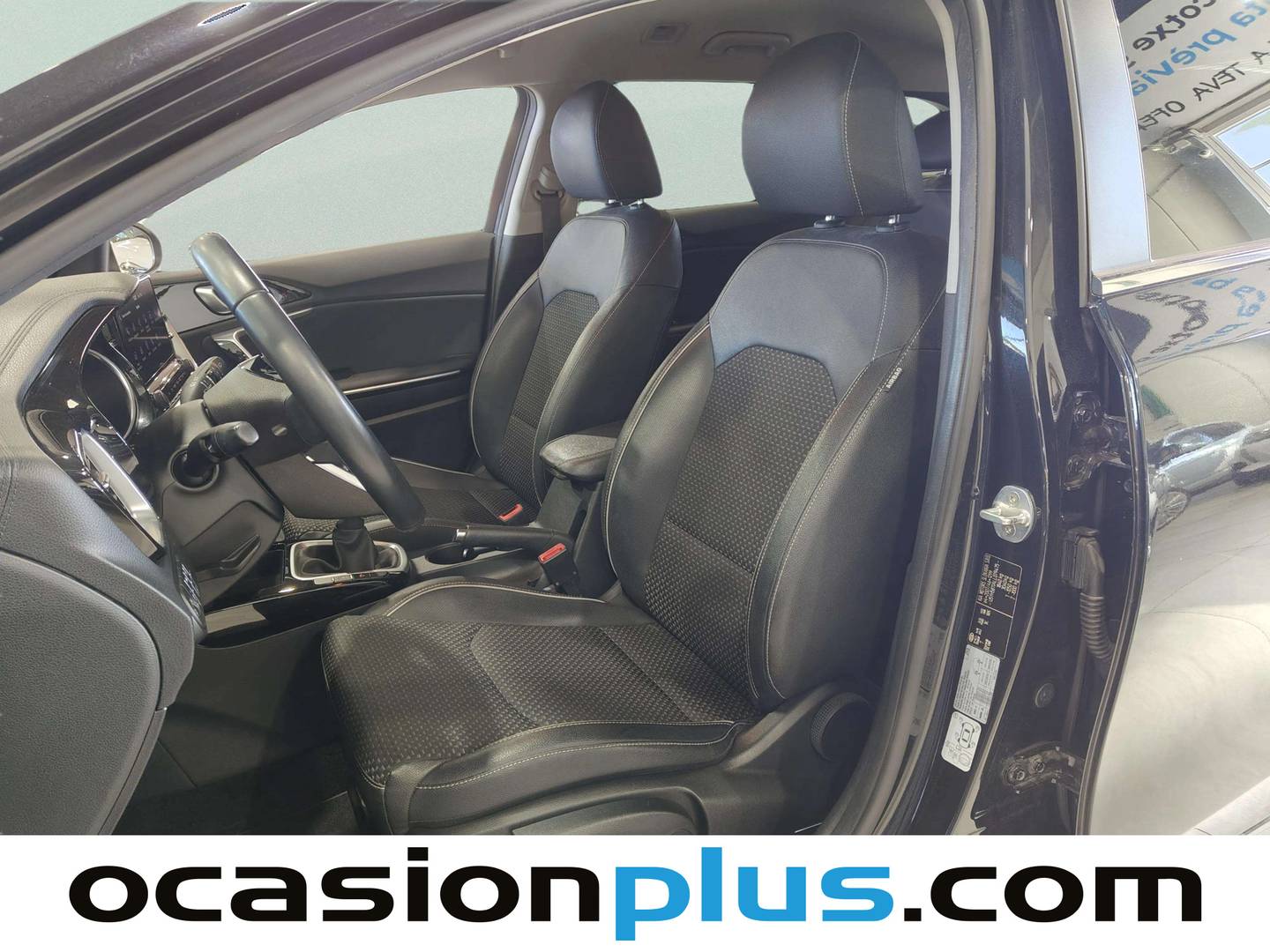 Foto asientos delanteros KIA Ceed Tourer Kia Ceed Tourer 1.0 T-GDi Tech (120 CV)