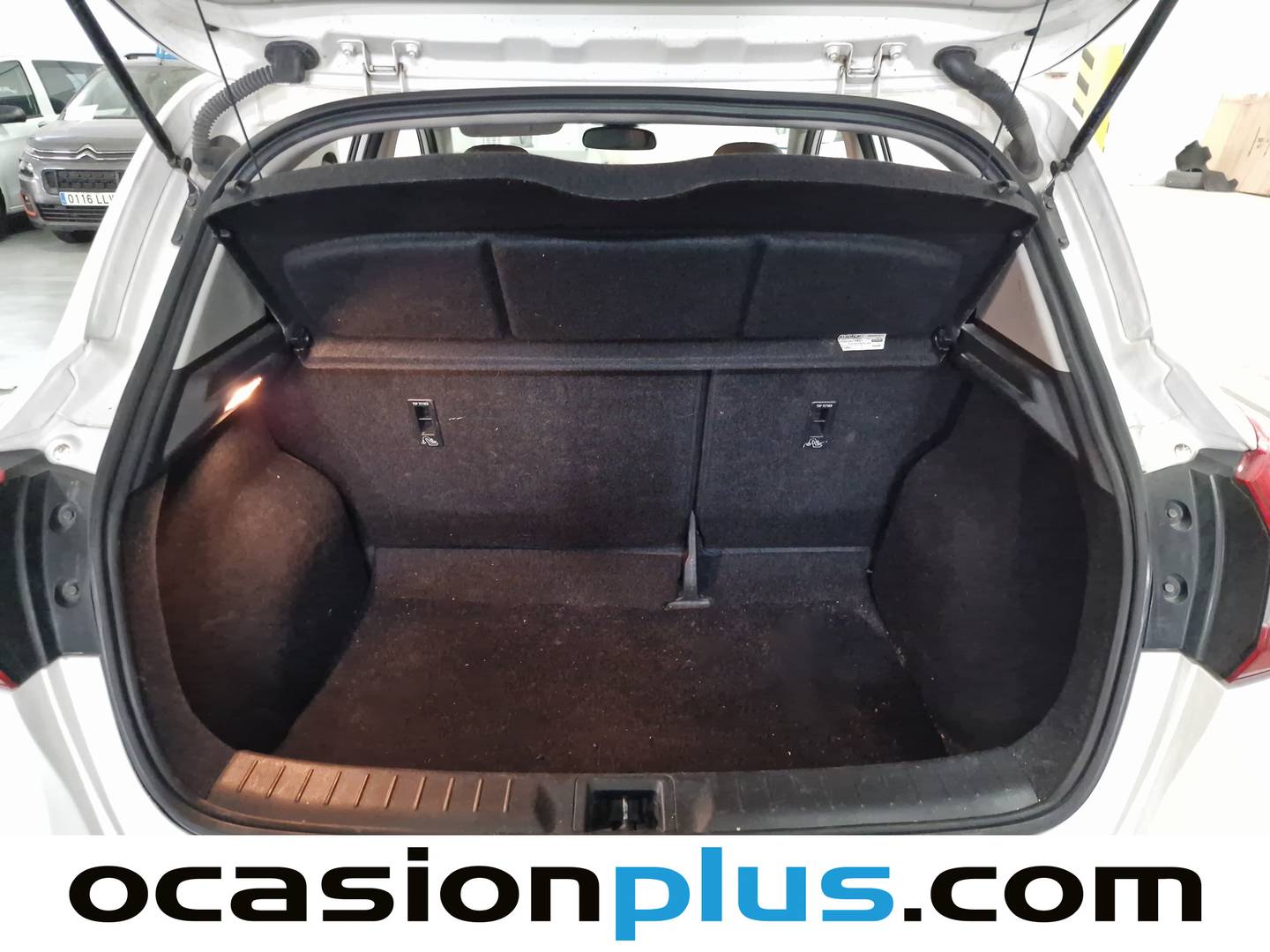 Fotos maletero Nissan PULSAR Nissan Pulsar dCi 110 Tekna (110 CV)
