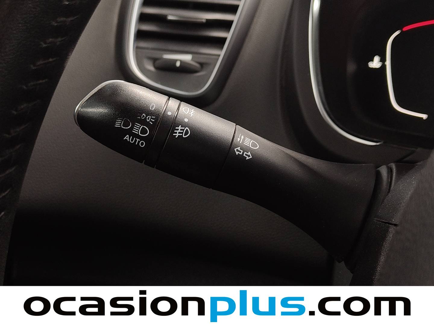 Equipamiento del Renault Scénic Renault Scenic Limited Blue dCi  (150 CV)