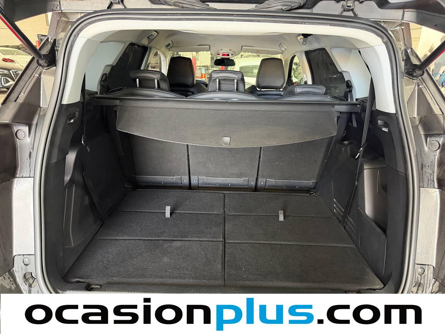 Fotos maletero Peugeot 5008 Peugeot 5008 PureTech 130 S&S Allure  EAT6 (130 CV) 7 plazas