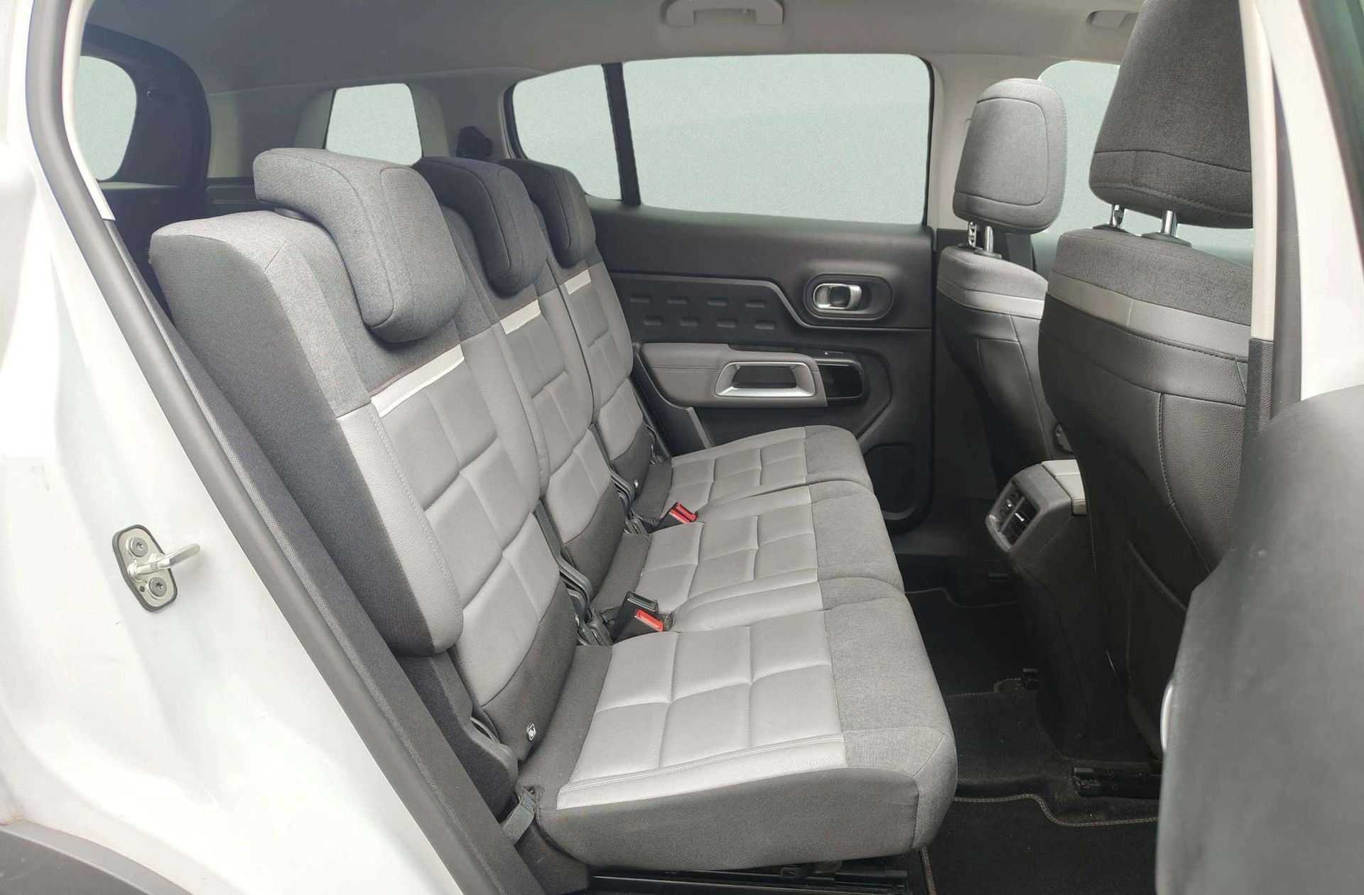 Citroën C5 Aircross 225 Shine Pack e-EAT8 - foto 25