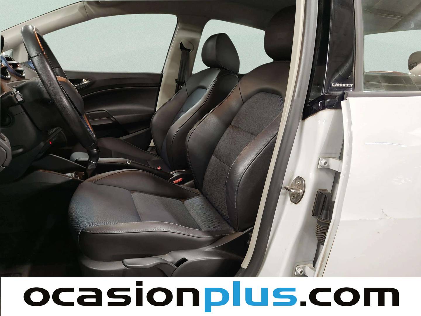 Foto asientos delanteros Seat Ibiza Seat Ibiza 1.2 TSI Style Connect (90 CV)