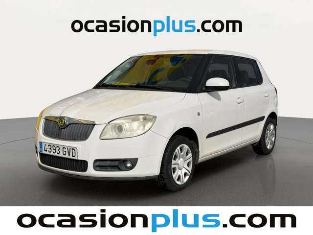 Skoda Fabia 1.2 Young (60 CV) de segunda mano