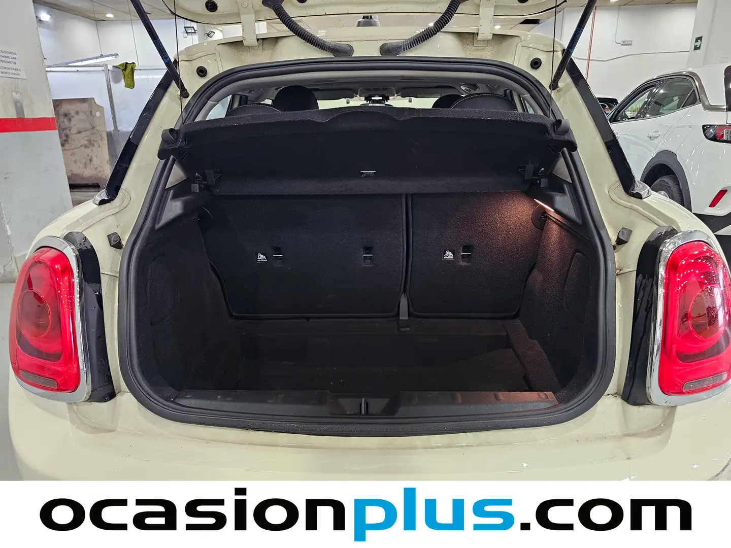 Foto Mini MINI MINI MINI 5 Puertas One (102 CV)