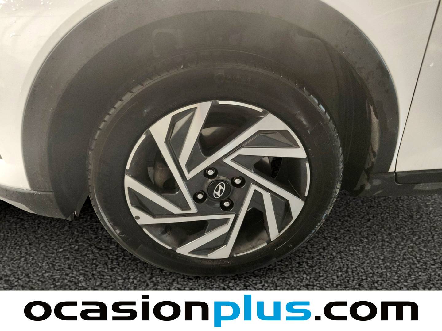 Foto Hyundai Bayon Hyundai Bayon 1.0 TGDI 48V Maxx DCT (100 CV)