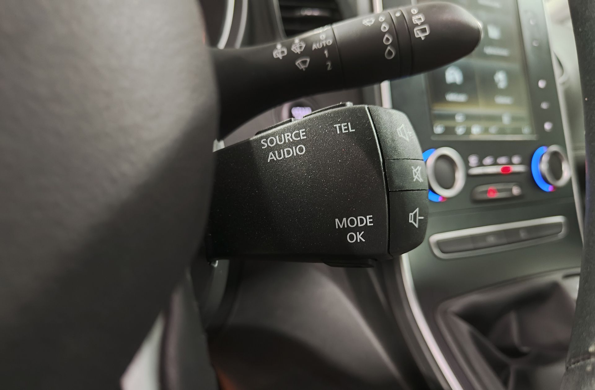 Renault Grand Scénic Zen TCe 7 plazas - foto 29