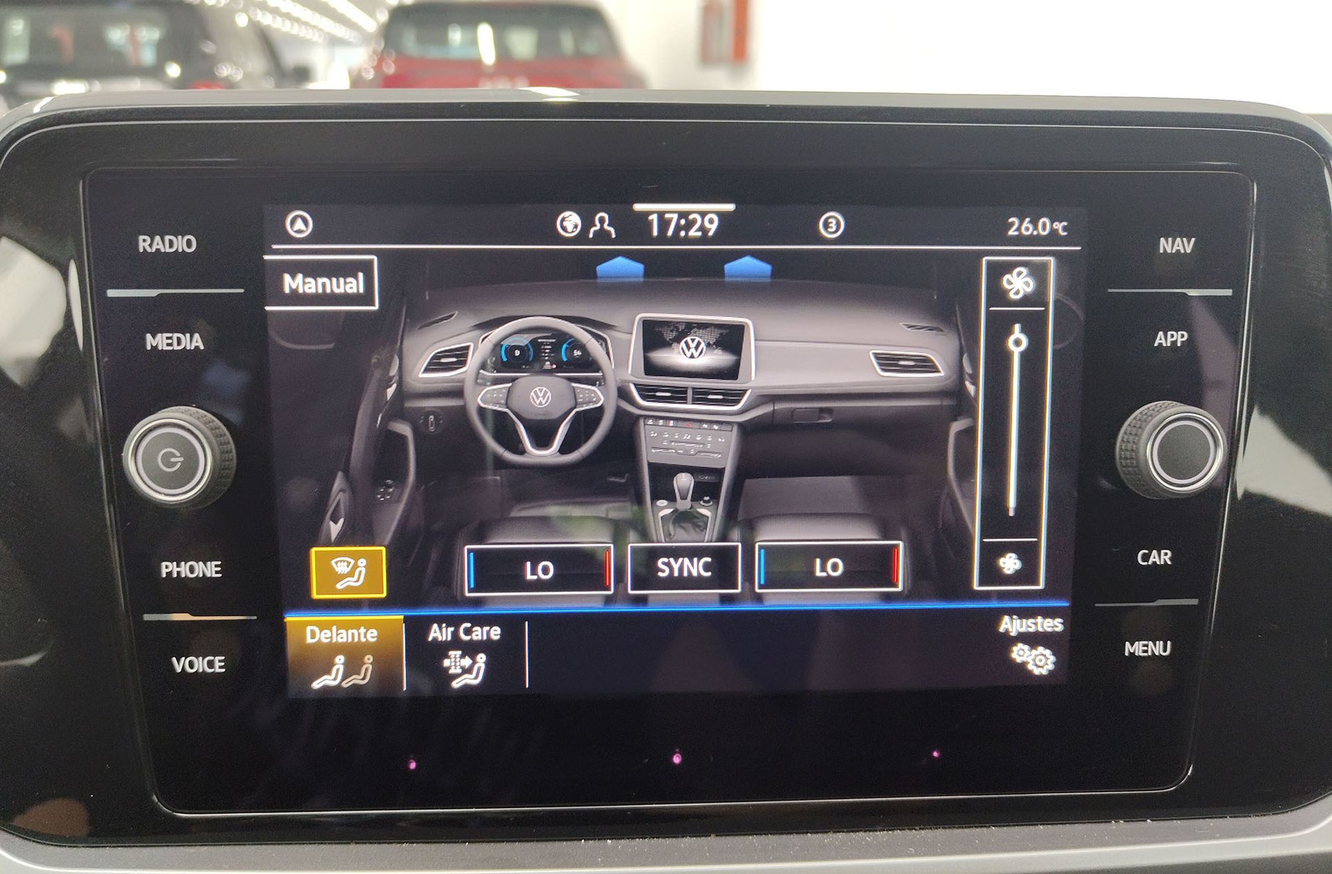 Volkswagen T-Roc Life 1.0 TSI - foto 31
