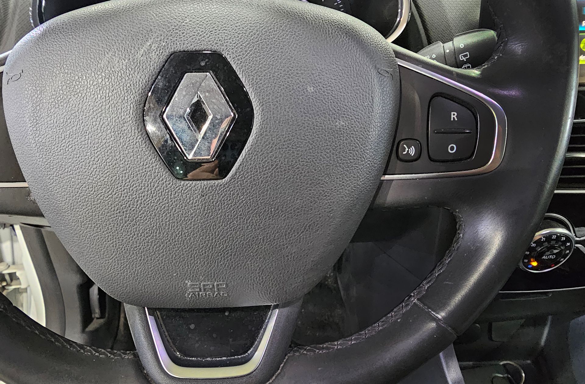 Renault Clio Zen Energy TCe - foto 28