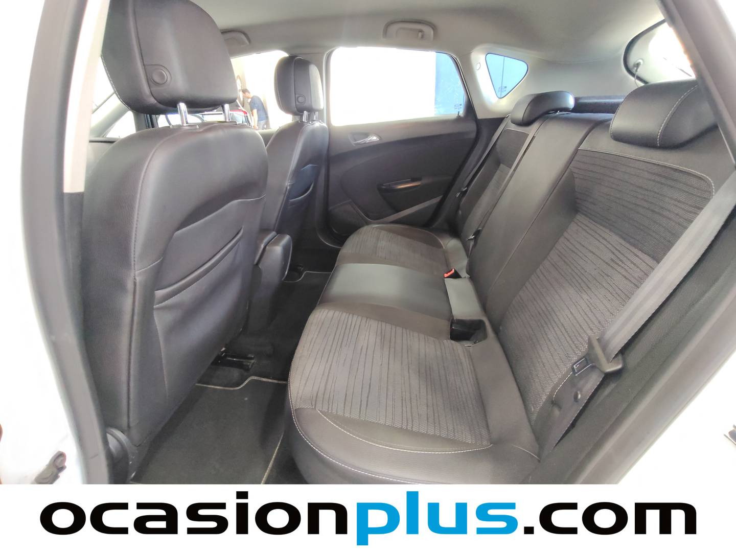 Foto asientos traseros Opel Astra Opel Astra 2.0 CDTi S&S Selective (165 CV)