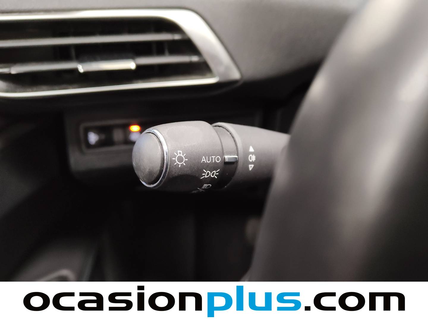 Foto Peugeot 3008 Hybrid Peugeot 3008 Hybrid 300 Allure Pack e-EAT8 (300 CV)