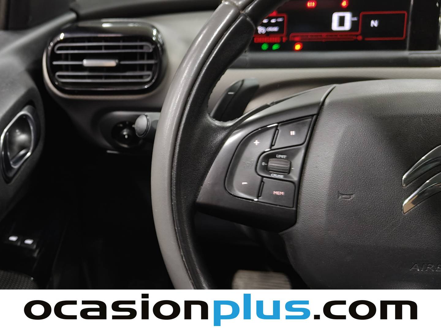 Foto Citroën C4 Cactus Citroen C4 Cactus BlueHDi 100 Shine ETG6 (100 CV)