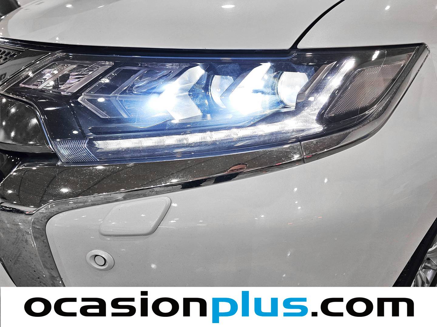 Accesorios del Mitsubishi Outlander Mitsubishi Outlander 2.4 PHEV Kaiteki 4WD Auto (224 CV)