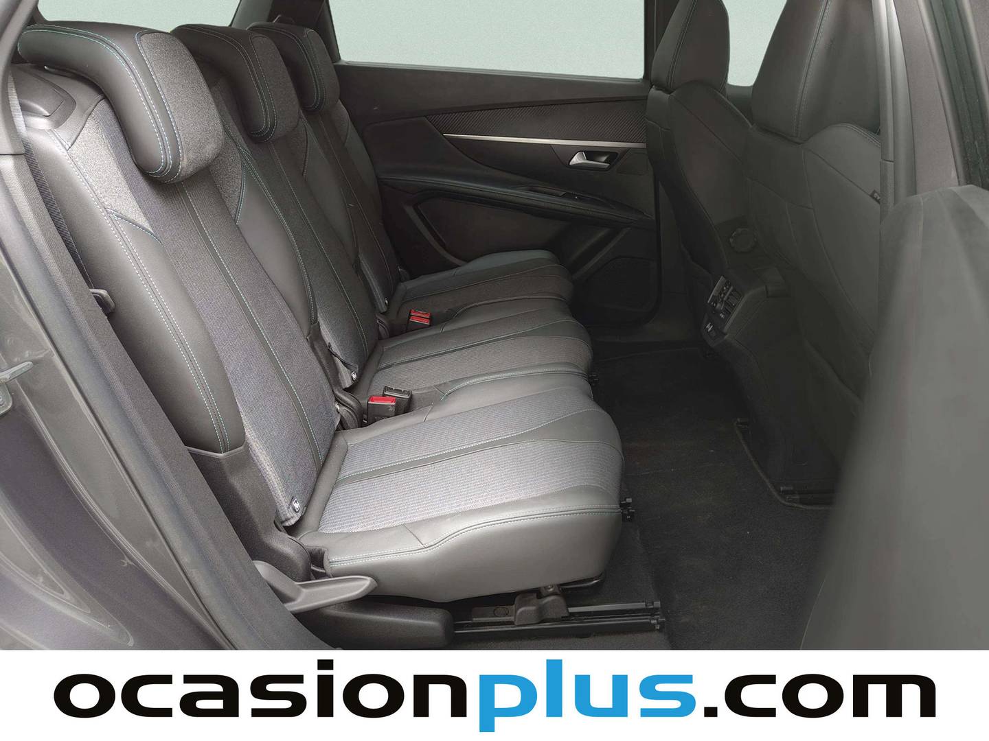 Foto asientos traseros Peugeot 5008 Peugeot 5008 BlueHDi 130 S&S Allure (130 CV) EAT8 7 Plazas