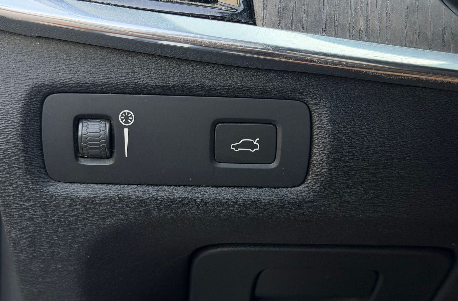 Volvo V90 B4 D AWD - foto 19