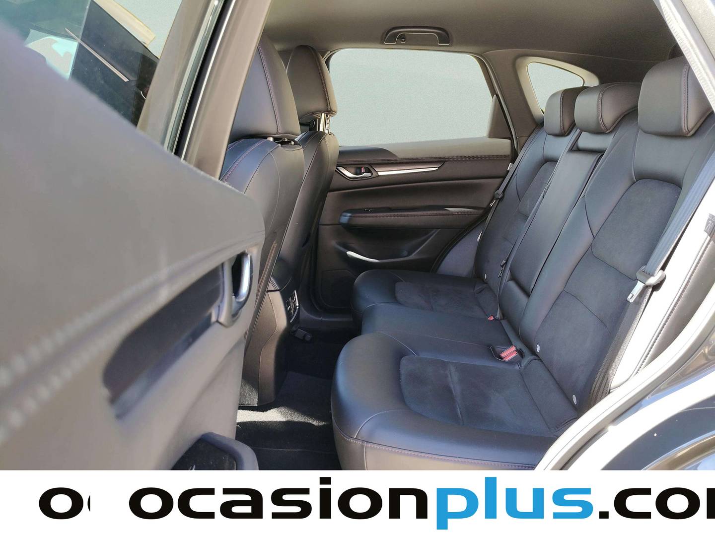 Foto asientos traseros Mazda CX-5 Mazda CX-5 2.0 e-Sky G MHEV Homura AT (165 CV)