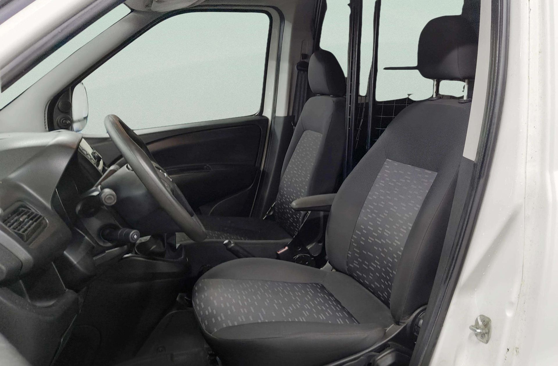 Opel Combo Cargo 1.3 CDTI L2H1 Incrementada - foto 7