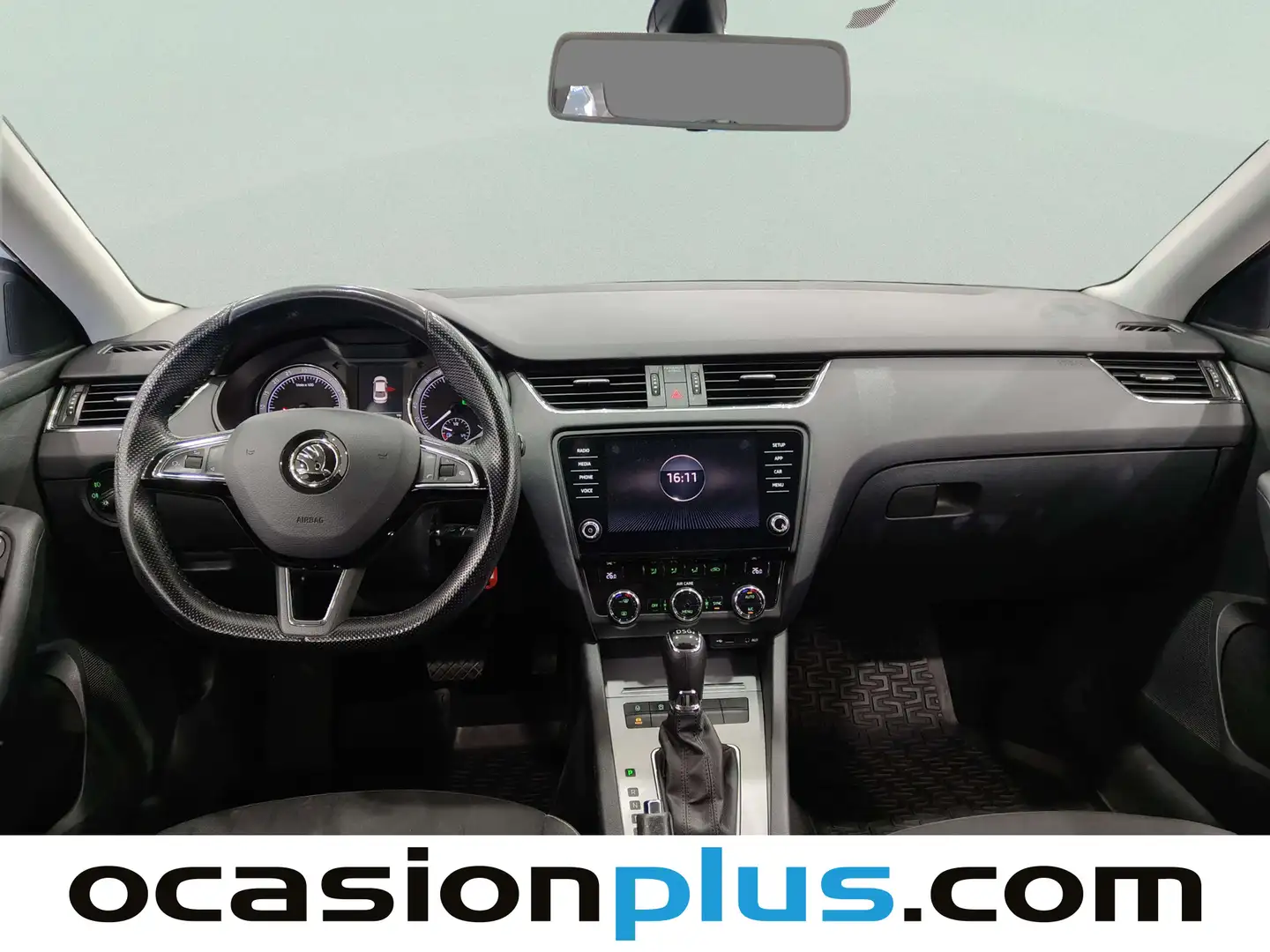 Foto Skoda Octavia Skoda Octavia 1.6 TDI CR Ambition DSG (115 CV)