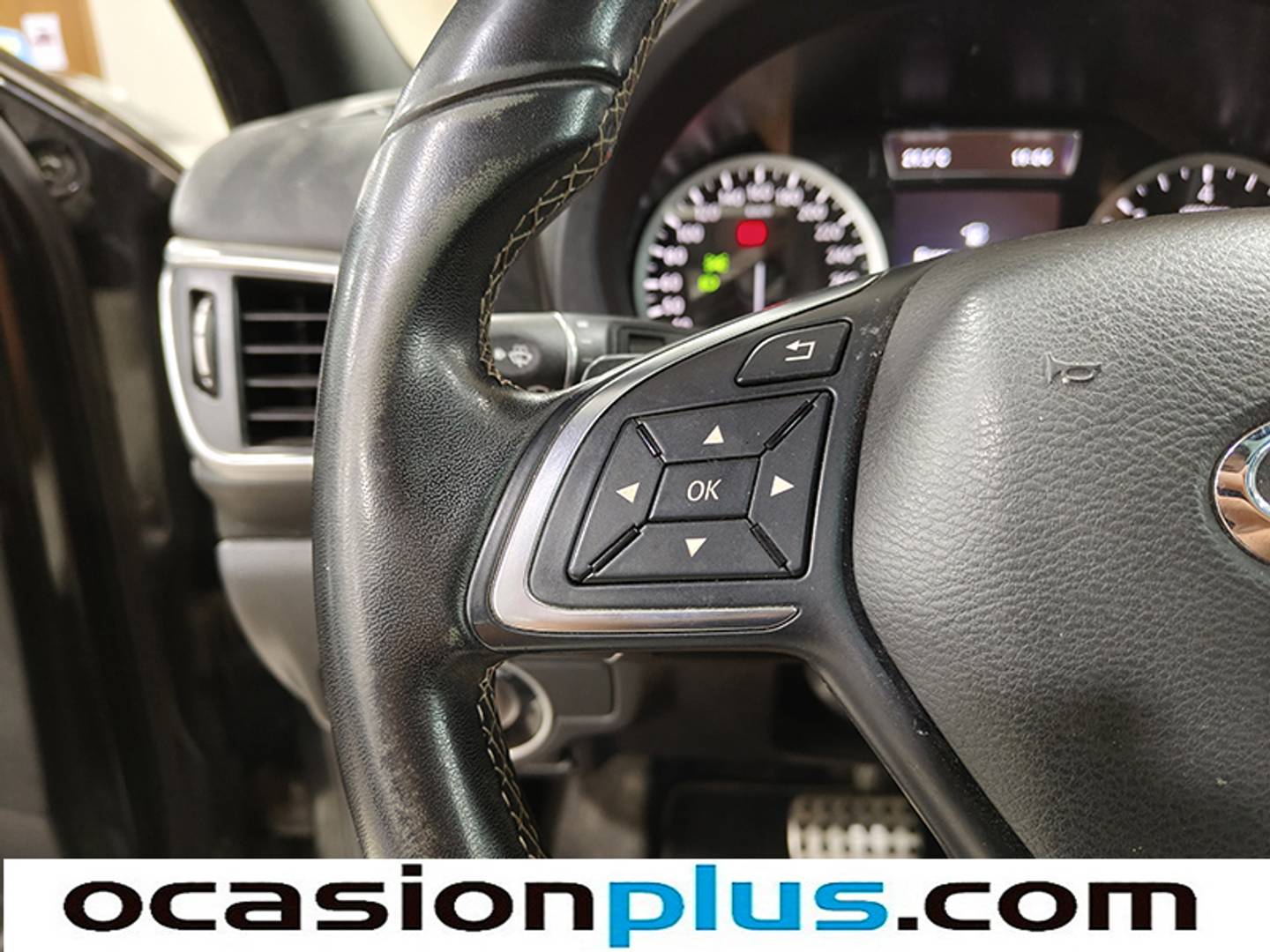 Foto Infiniti Q30 Infiniti Q30 2.2D Sport 7DCT  (170 CV)