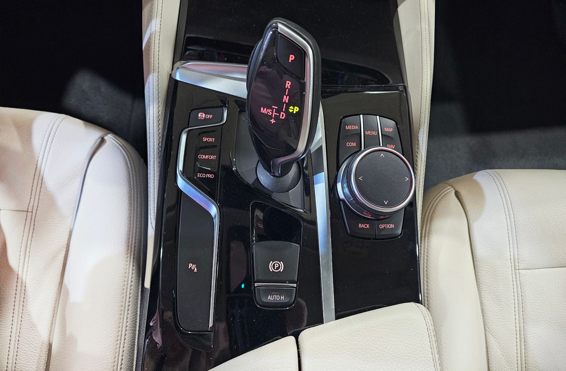 BMW Serie 5 520d Pack Luxury Line - foto 6