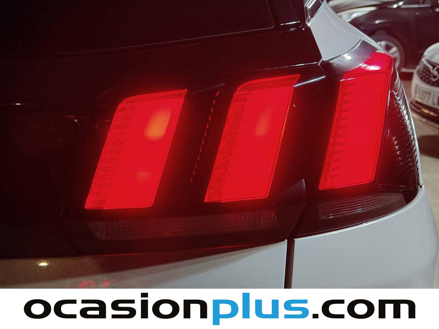 Foto Peugeot 3008 Peugeot 3008 BlueHDI 130 S&S GT Line EAT8 (130 CV)