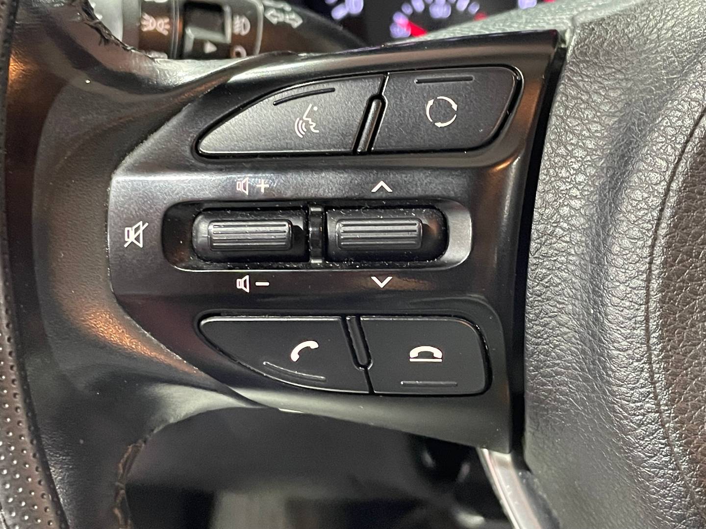 Foto KIA Stonic Kia Stonic 1.0 T-GDi Eco-Dynamic Drive  (120 CV)