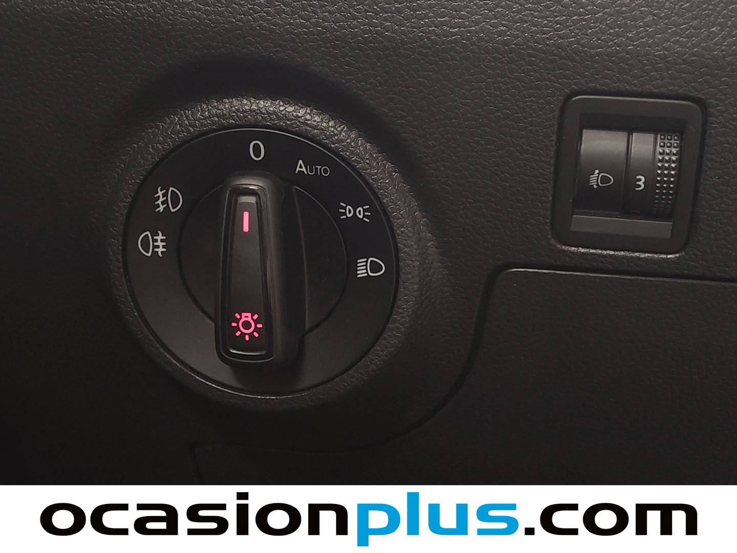 Extras y acabados del Seat Ibiza Seat Ibiza 1.6 TDI S&S Reference Plus (95 CV)