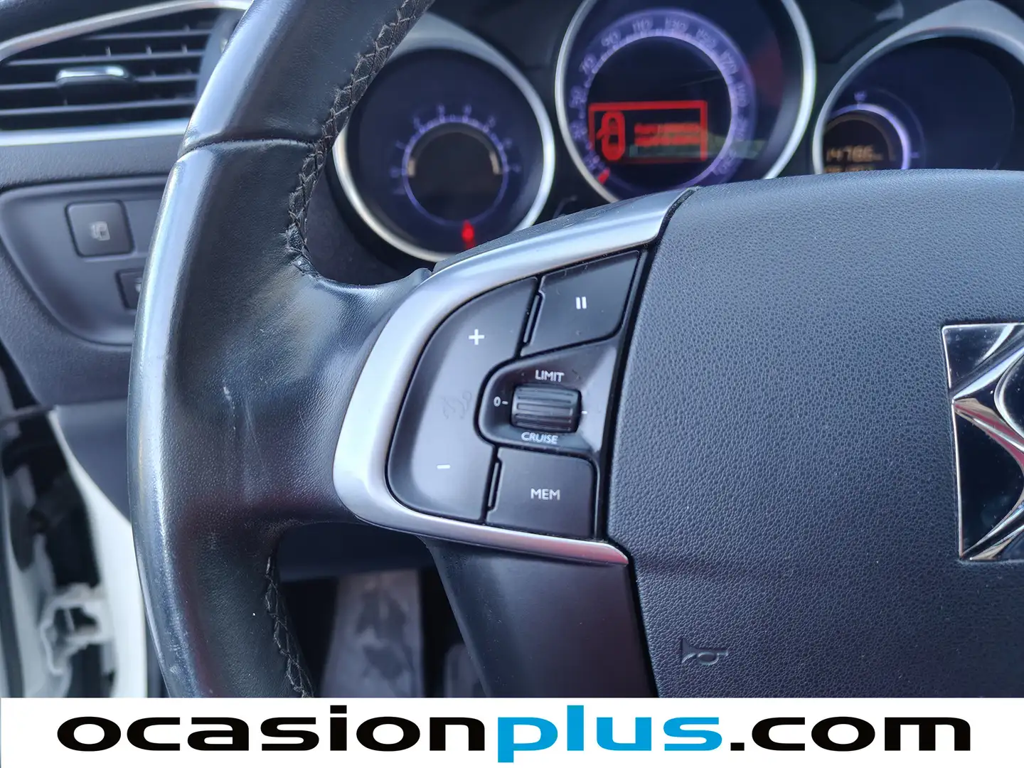 Foto DS DS 4 Citroen DS4 PureTech 130 S&S Desire (131 CV)