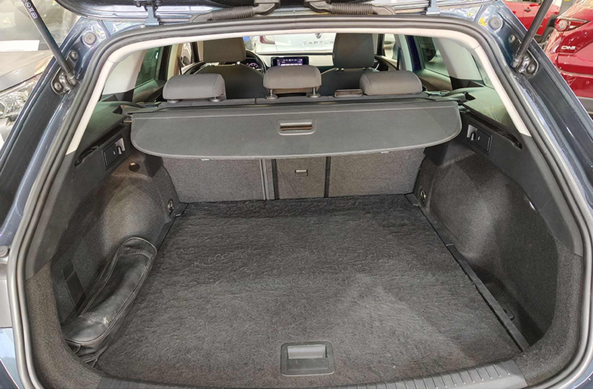 SEAT León ST 1.0 eTSI Style XL DSG - foto 17