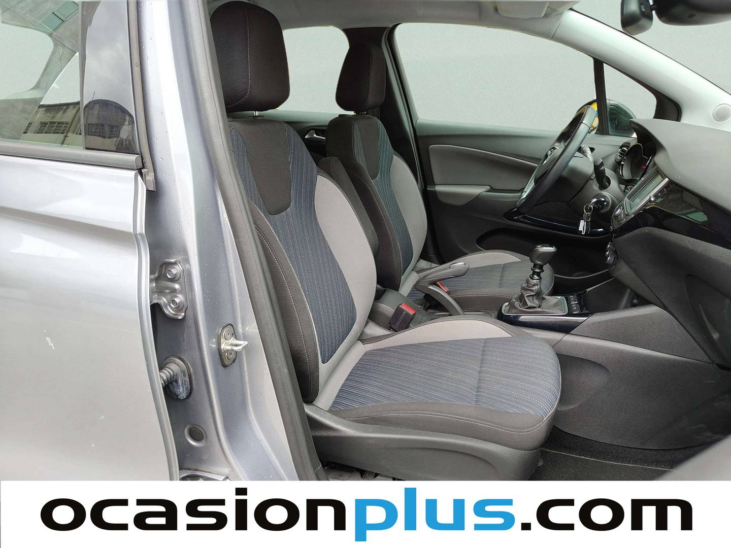 Opel Crossland X Opel Crossland X 1.2 Design Line 120 Aniversario (110 CV) gasolina