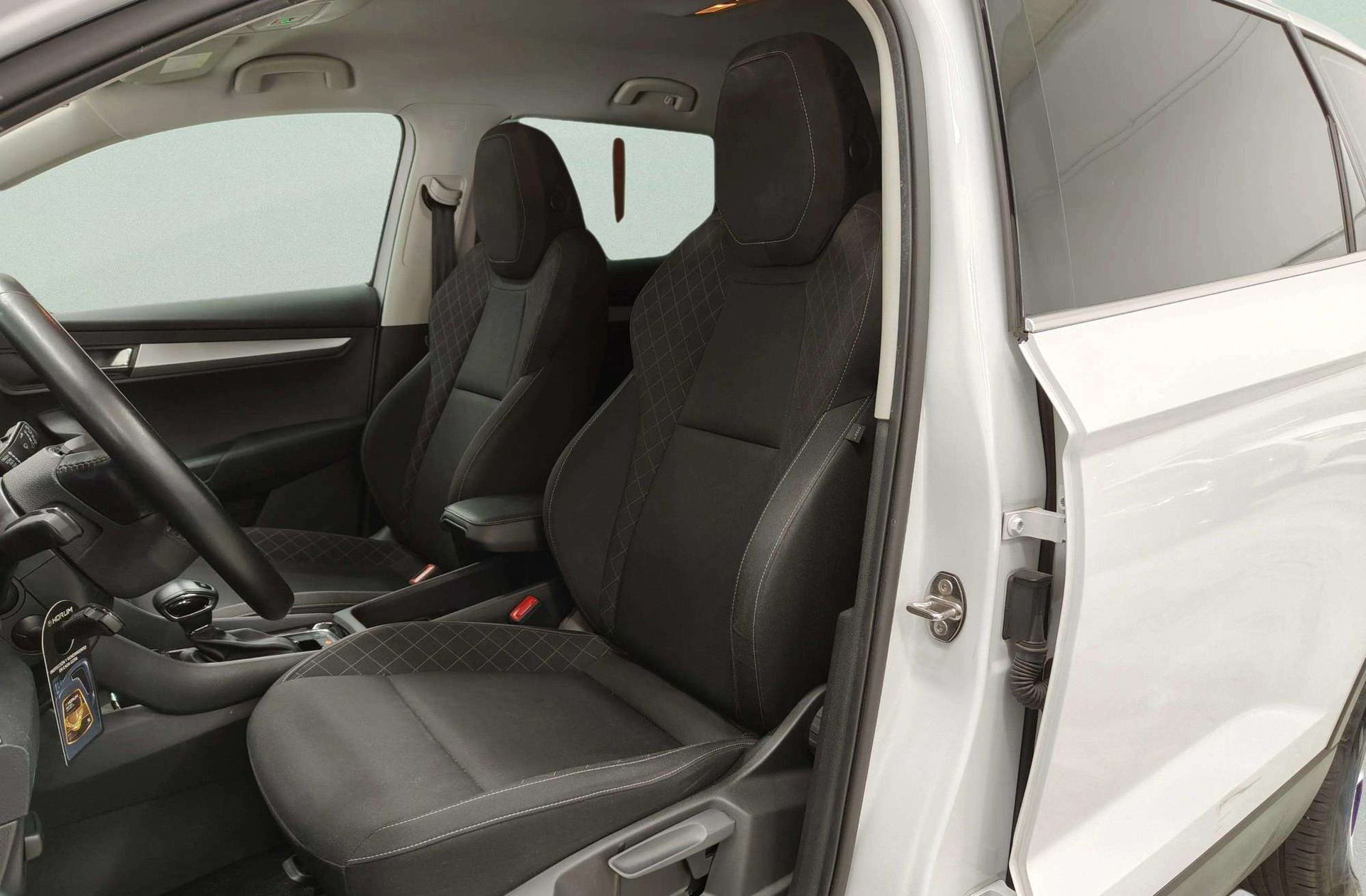 Škoda Karoq 1.5 TSI ACT Ambition DSG - foto 14